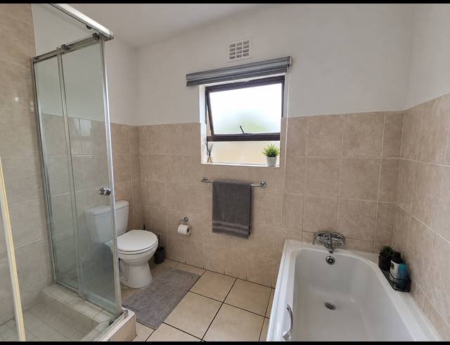 2 BEDROOM APARTMENT FOR SALE IN PARKRAND